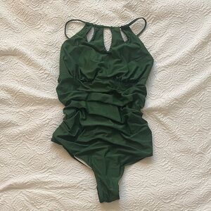 NWT Cupshe Forest Green Cut-Out One Piece Swimsuit, Size XL